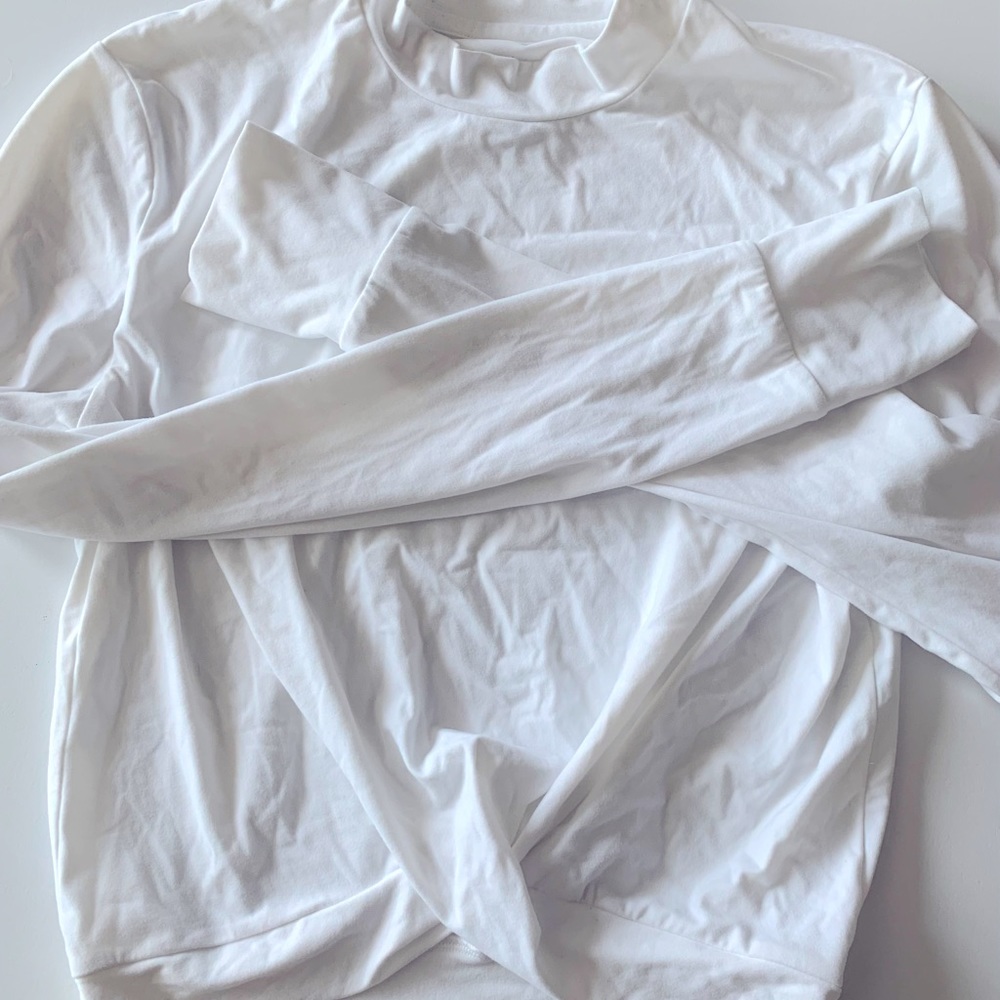 Buffbunny white long sleeve crop top